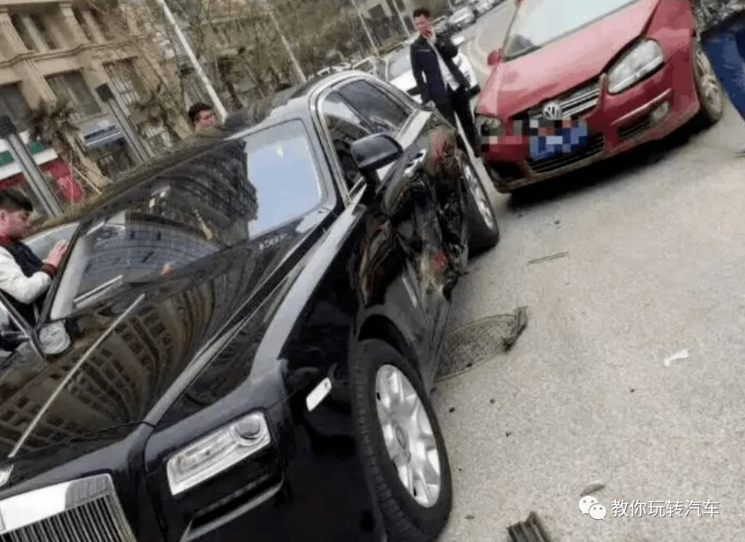 【爱游戏（ayx）中国官方网站】
私家车三者险有须要买到100万吗？交警提醒：别听车险员瞎忽悠！(图7)