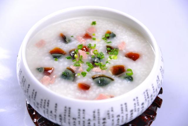 爱游戏（ayx）中国官方网站-“家园合力助力成长”快乐宝贝教育集团全体家委进园督