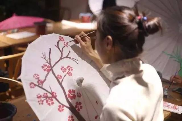 ayx官网-张泓铭：首套房首付比例可考虑降至1成