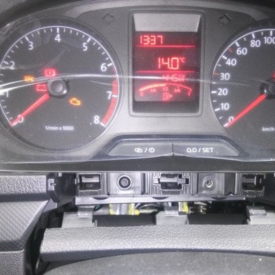 ayx官网：英国王室也缺钱？女王将开放一